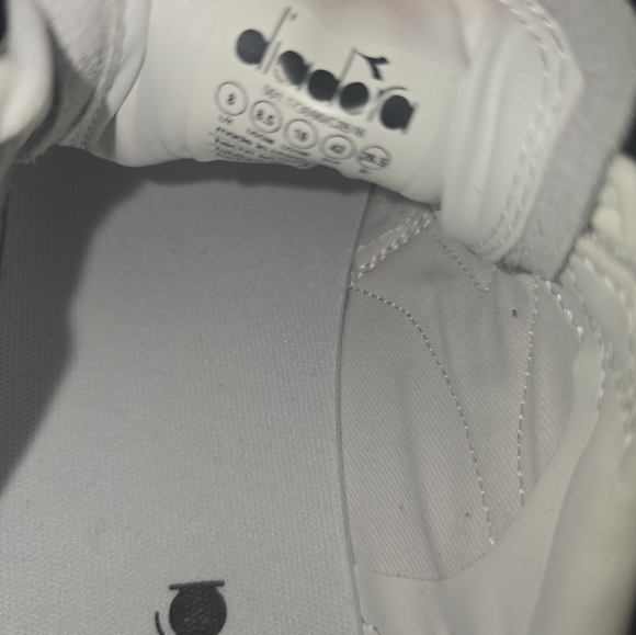 Diadora Never-worn Size 8.5 - Picture 7 of 7